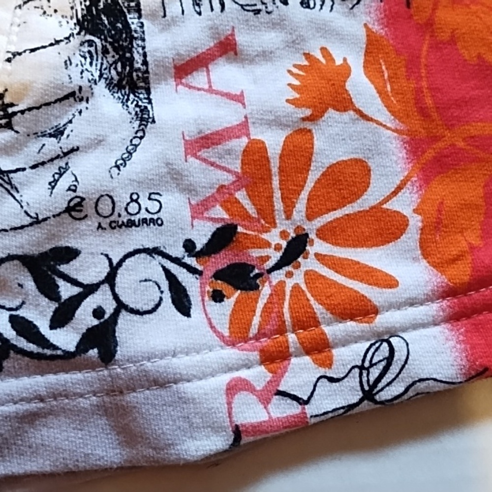 Graphic Print Zip-Up Top - Picture 6 of 12